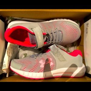 Under Armour girls tennis shoes